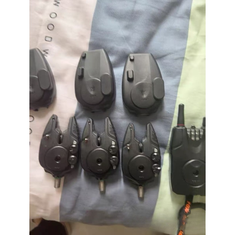 JY-80 ワイヤレス釣りアラーム 電子バイトインジケーター - Bite Alarm のレビューと価格